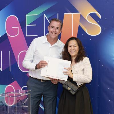 Agent Night 16 Min
